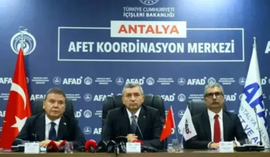 Antalya’da Taşımalı Eğitime 1 Gün Ara Verildi