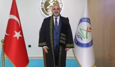 Adıyamanlı Akademisyen Prof. Dr. Fevzi Rençber, Profesörlük Cübbesini Giydi